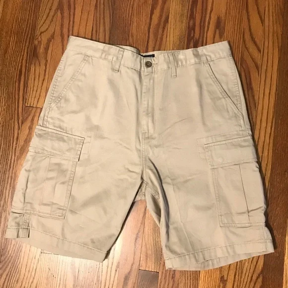 Levi’s shorts khaki W34 - Picture 8 of 15